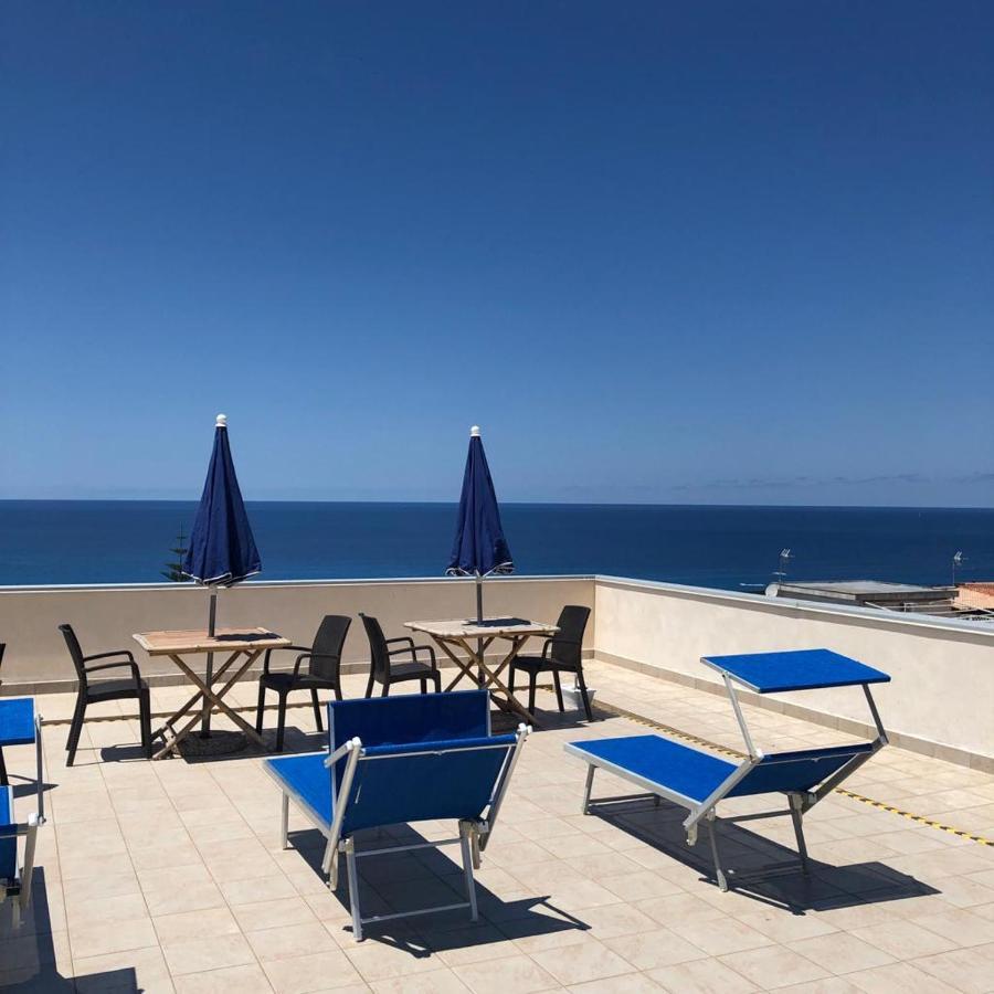 Ele&Gio Accomodation Тропея Экстерьер фото