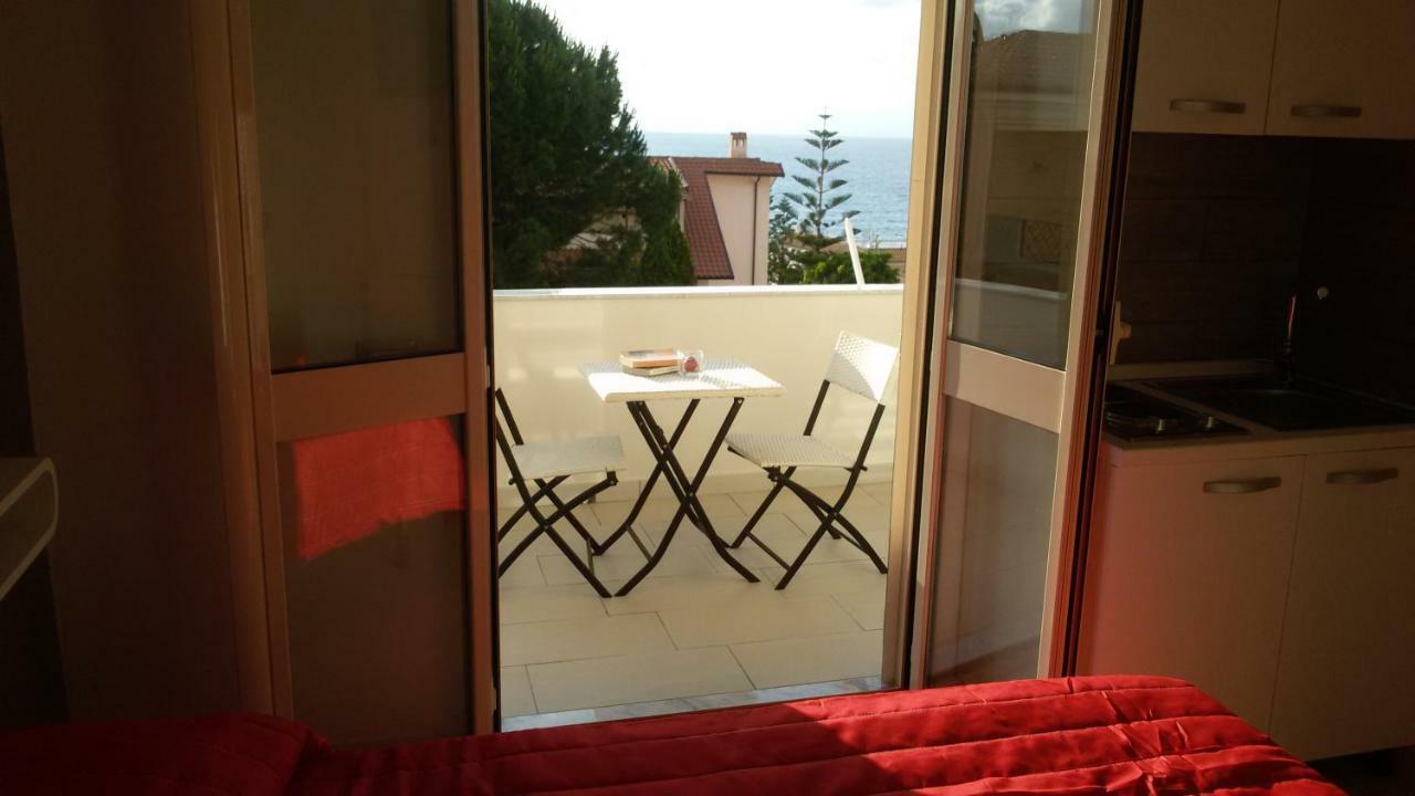 Ele&Gio Accomodation Тропея Экстерьер фото