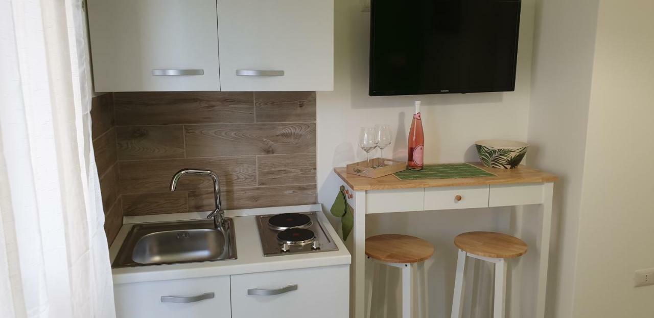 Ele&Gio Accomodation Тропея Экстерьер фото